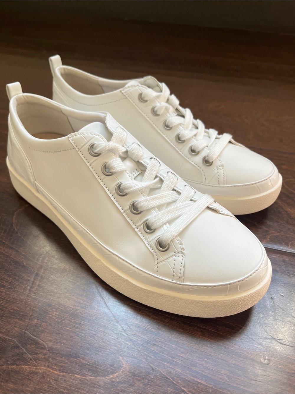 Vionic Classic White Leather Low-Top Sneakers - Picture 3 of 15
